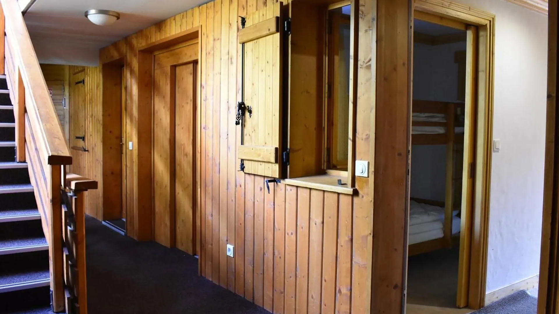 Appartement Familial 3 Pieces, Skis Aux Pieds, Meribel - Fr-1-180-649 Les Allues