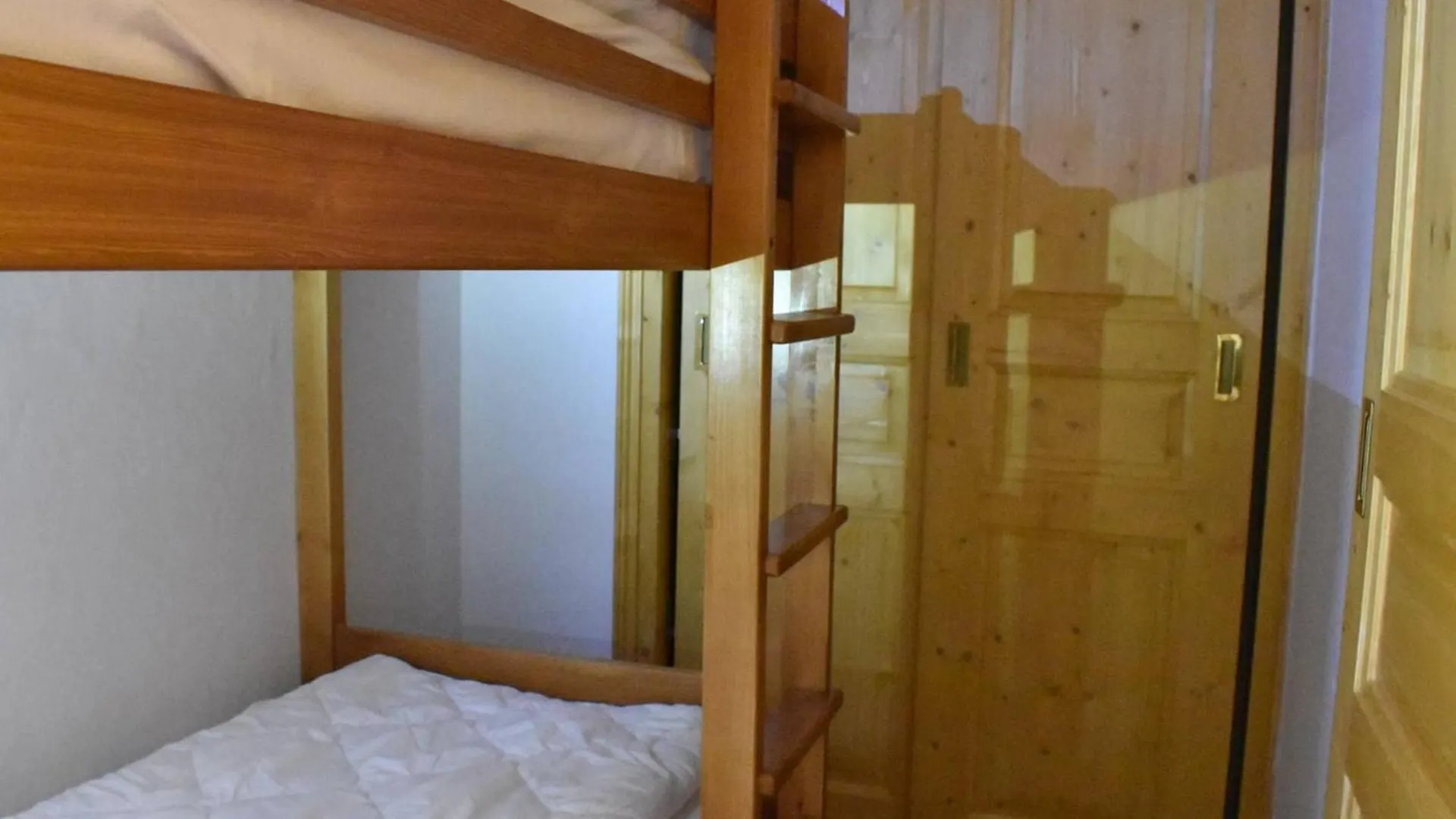 Appartement Familial 3 Pieces, Skis Aux Pieds, Meribel - Fr-1-180-649 Les Allues France